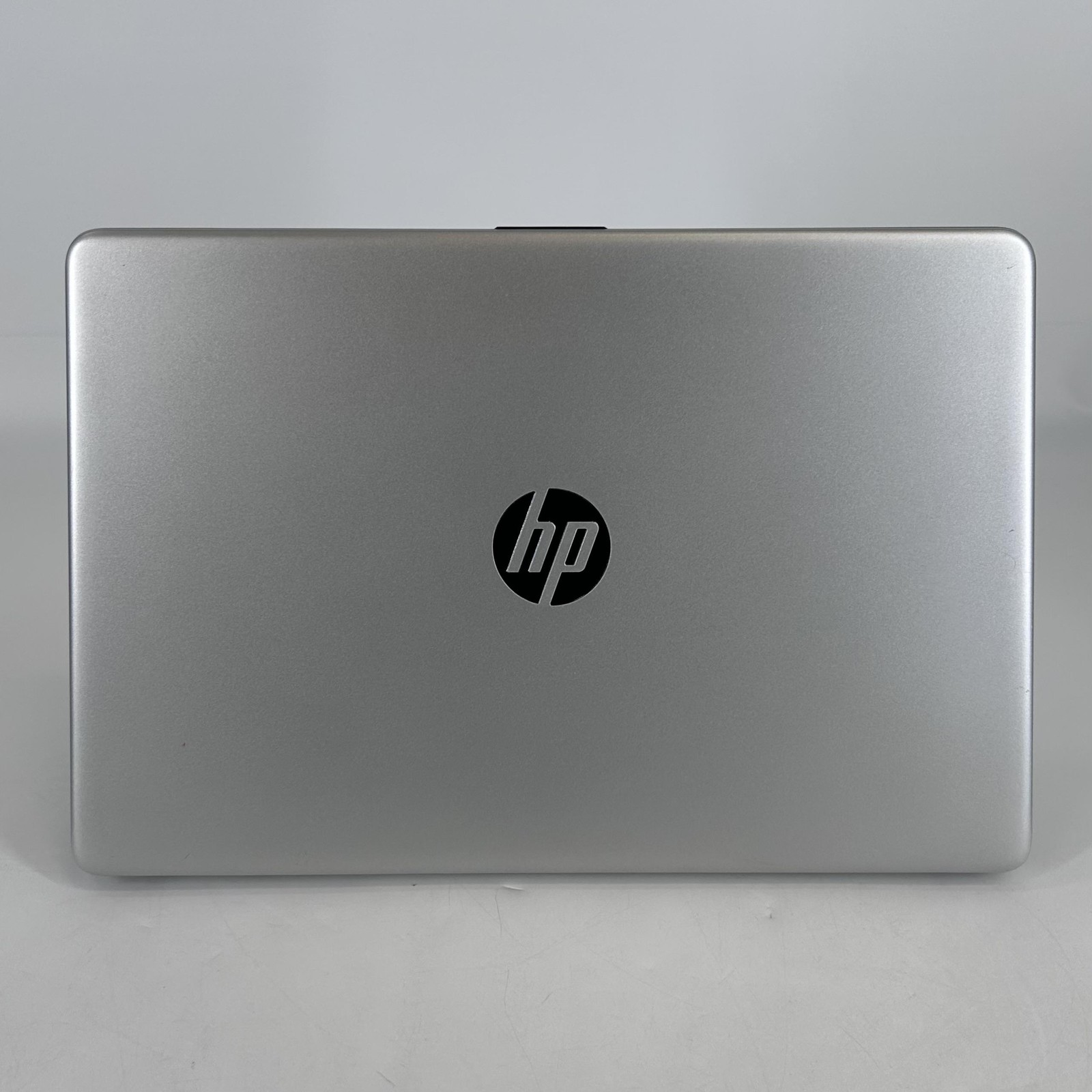 HP Pavilion 15 FHD 2.0 GHz Ryzen 7 4700U 16GB 256GB SSD Very Good – Frame Split
