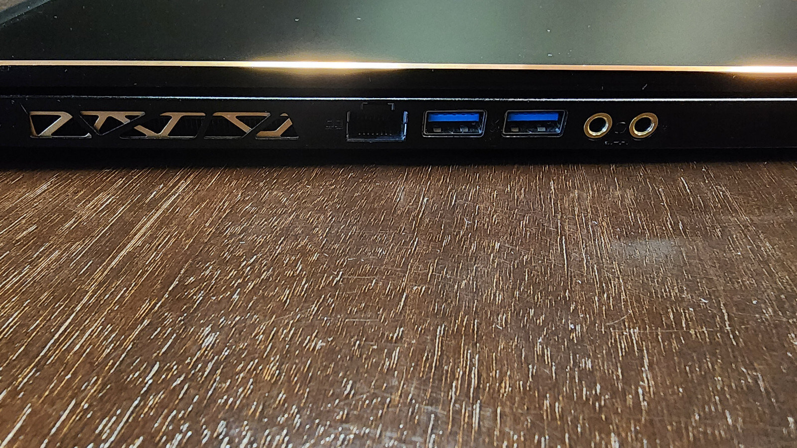 MSI GS65 STEALTH MS-16Q4 i7-8750H Nvidia RTX 2060 32GB 512GB SSD Gaming Laptop