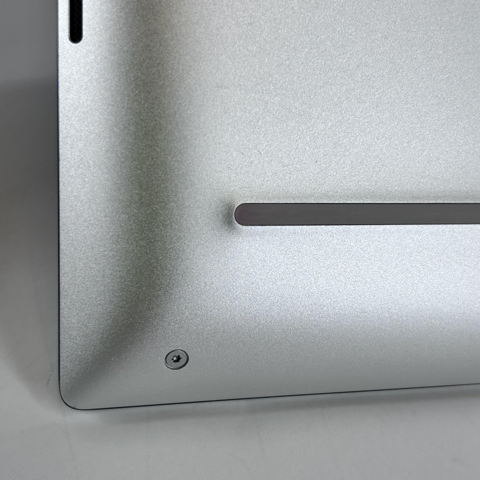 Dell XPS 15 9520 Silver FHD+ 2.3 GHz i7-12700H 32GB 1TB SSD RTX 3050 Ti – BENT