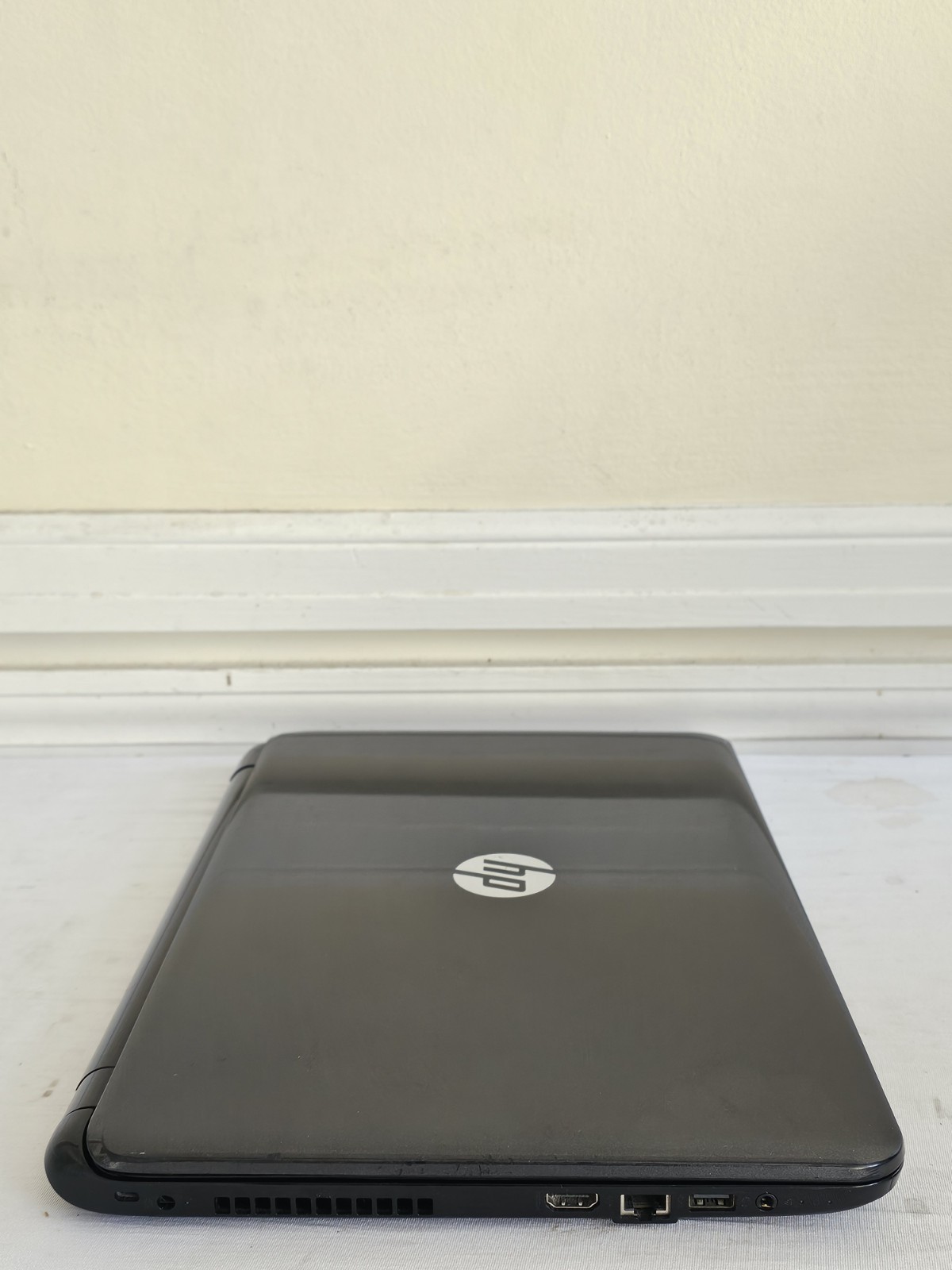 HP Notebook 15 Laptop – AMD A8-6410 – 4GB RAM – 750GB HDD – Win 10 – Read Desc.