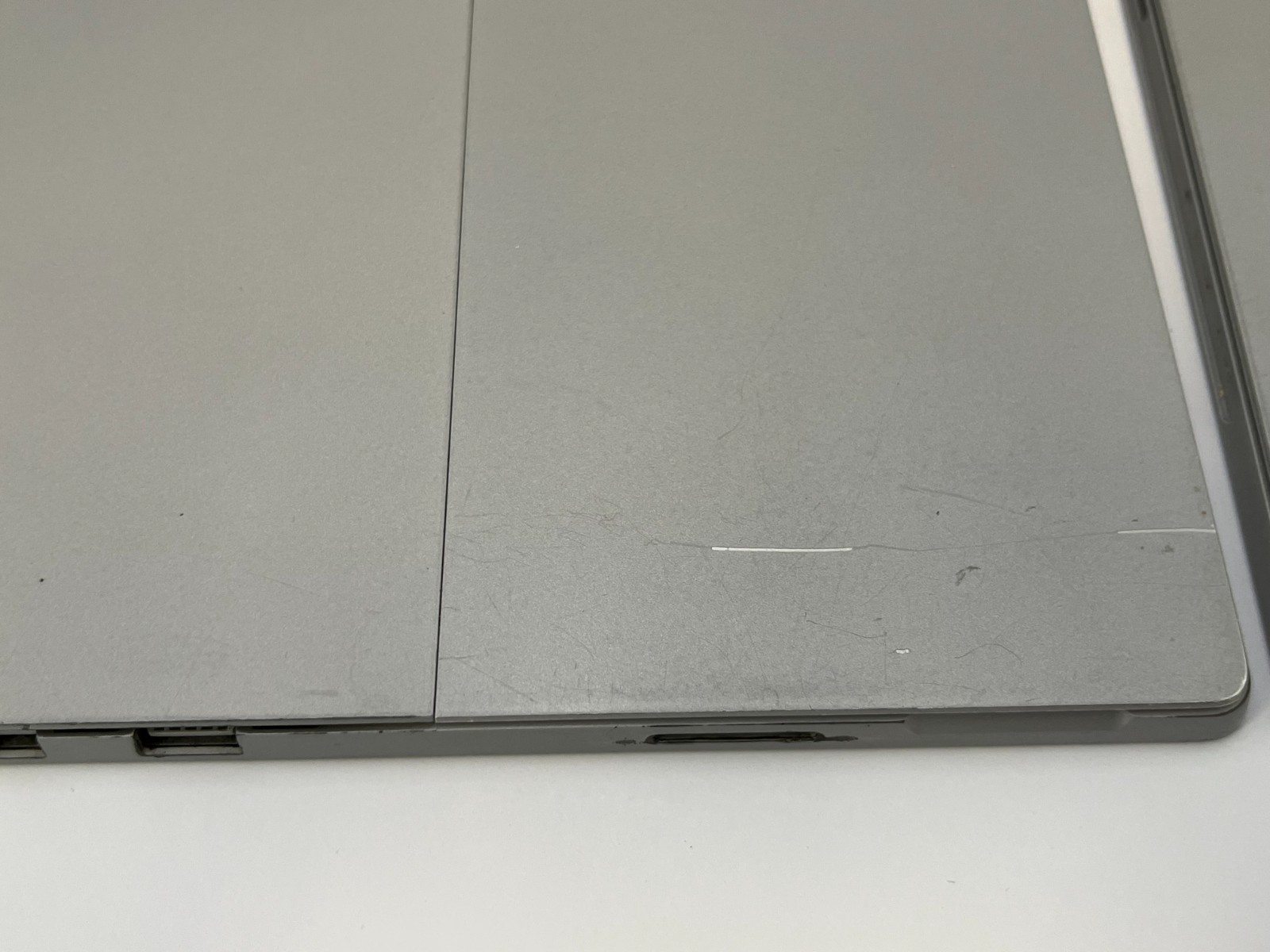 Microsoft Surface Pro 5 1796 Intel Core i5-7300U @ 2.60GHz 8GB 256GB LOT OF 11