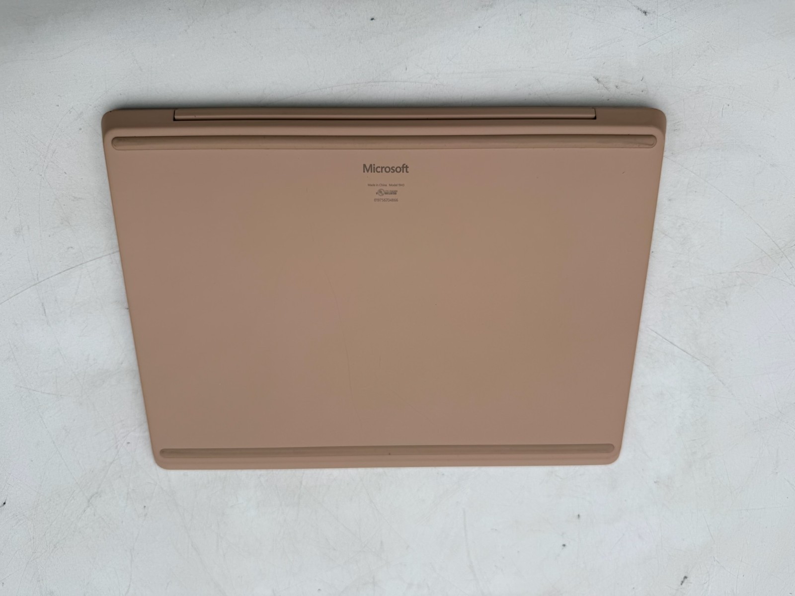 Microsoft Surface Laptop Go 1943 12.4″ 128 GB SSD 8 GB RAM i5-1035G1 Win 11 Home
