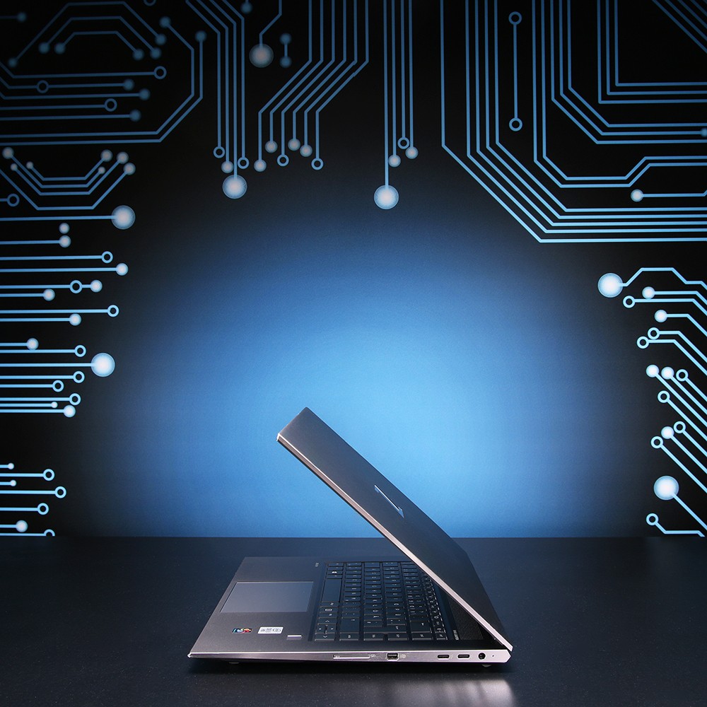 HP ZBook Create G7 // i9-10885H, RTX 2080 Super Max-Q, 32GB RAM, 1TB SSD
