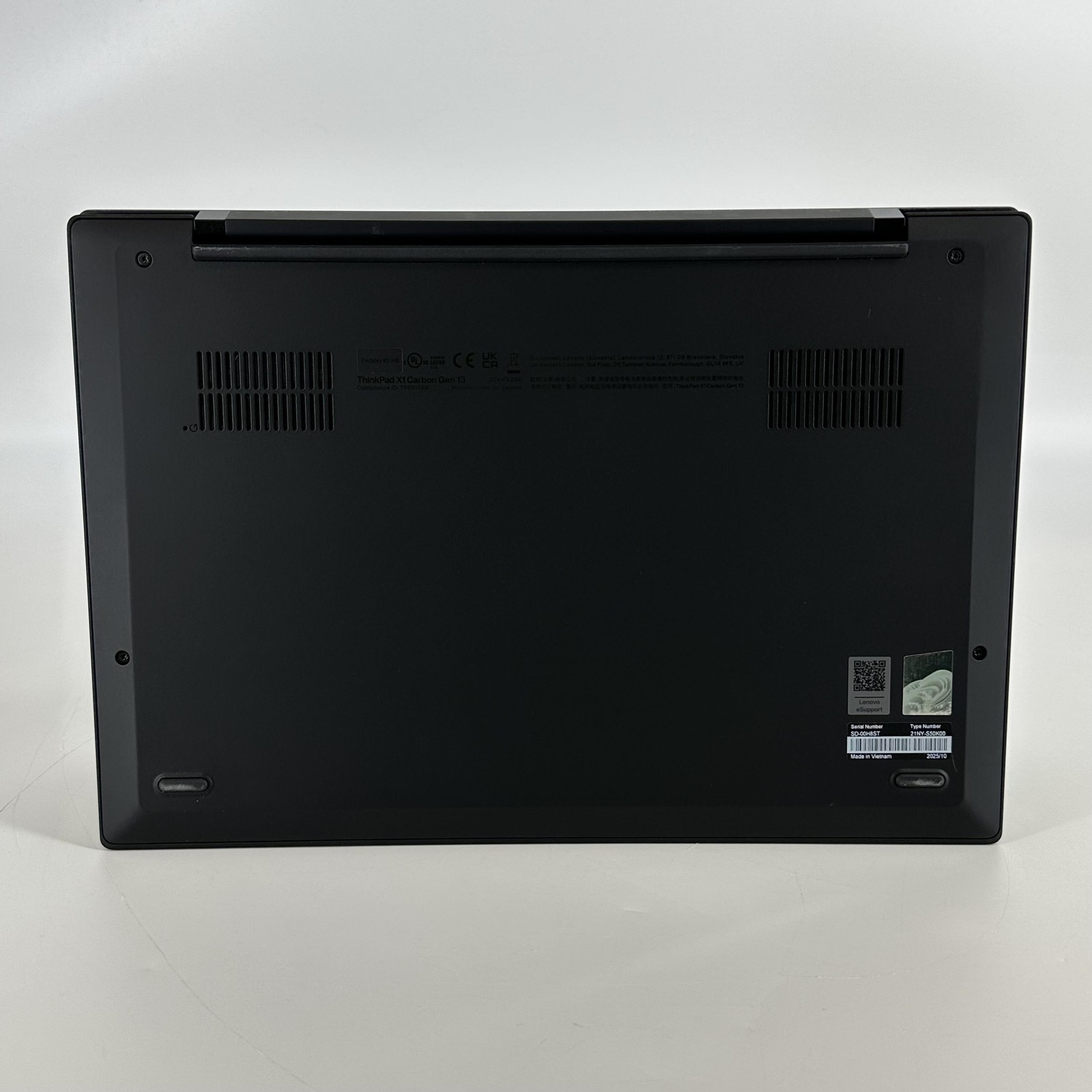 Lenovo ThinkPad X1 Carbon Gen 13 14 FHD+ TOUCH 2.0GHz Ultra 5 235U 16GB 256GB