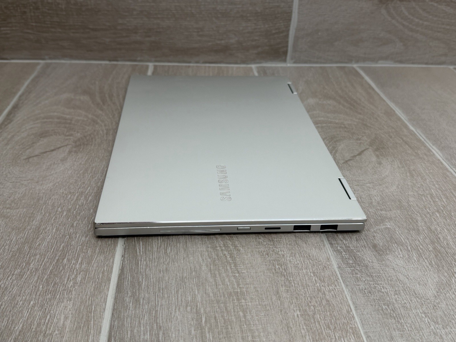 Samsung Galaxy Boox Flex Alpha 13.2” Touch Core i7-10510U 12GB RAM 512GB NVMe