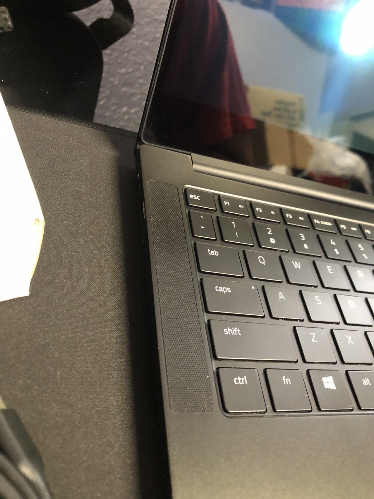 Razer Blade Stealth 13 i7-1165G7 16GB RAM 1TB SSD GTX 1650 Ti FHD OLED TOUCH
