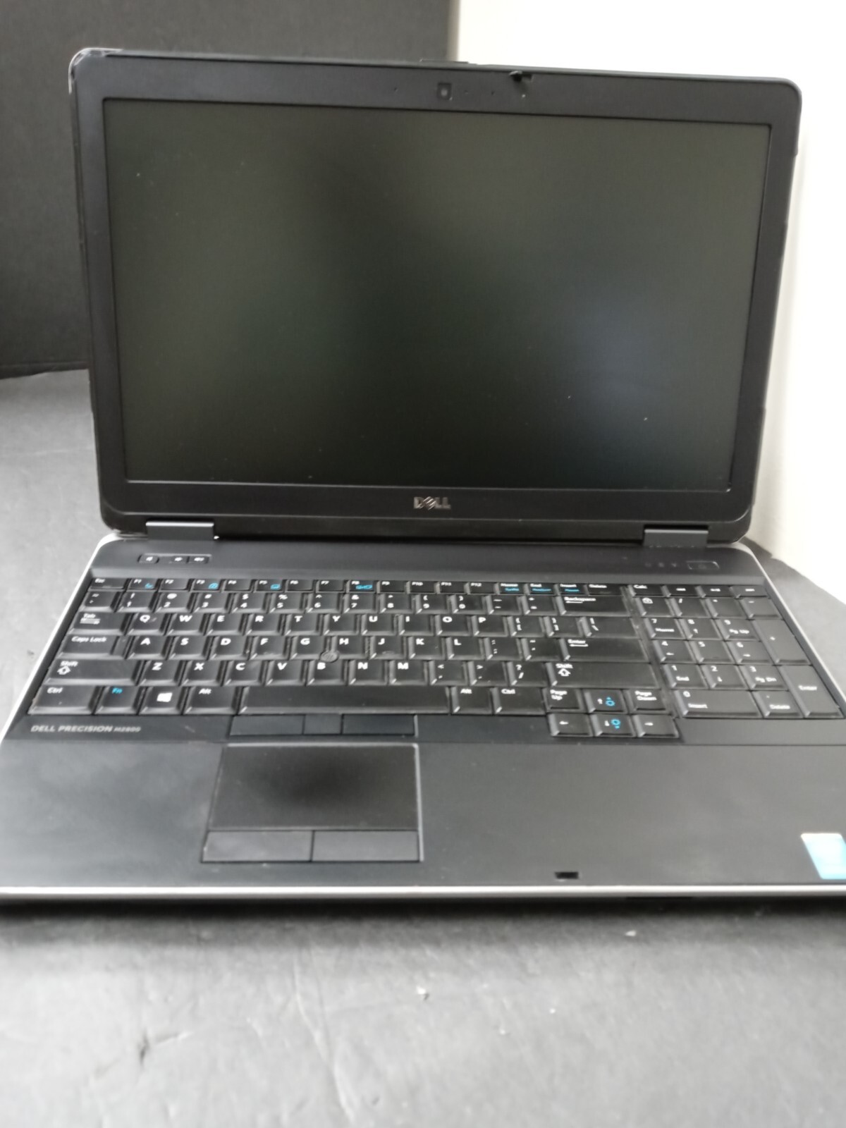 Dell Precision M2800 15″ Laptop Intel i7-4810MQ 2.8GHz 8GB RAM NO HDD/OS NO ADAP