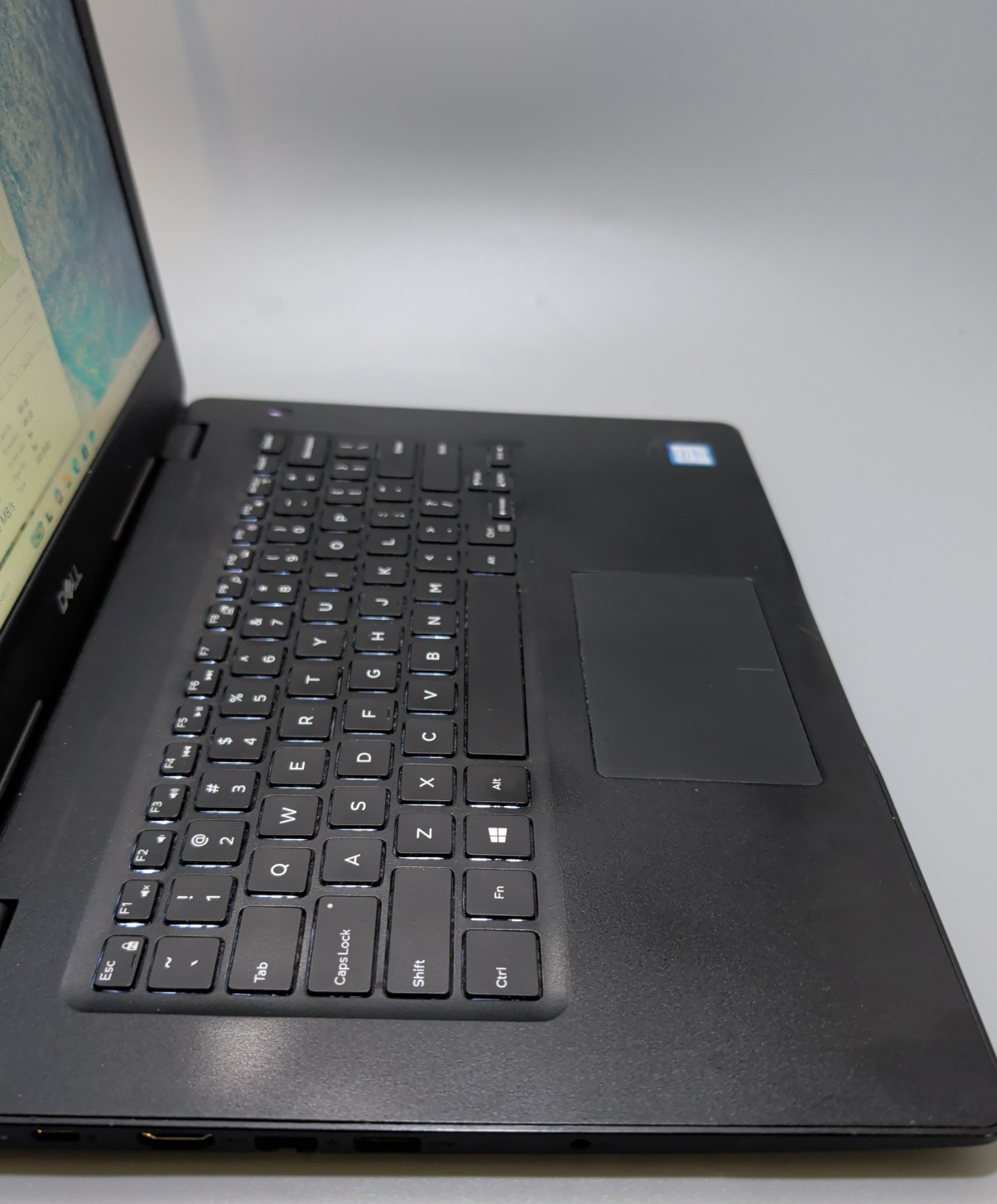 Dell Latitude 3490 15.6″ Laptop /Intel i5-7200U/16GB RAM/500GB SSD /Win 11 Pro