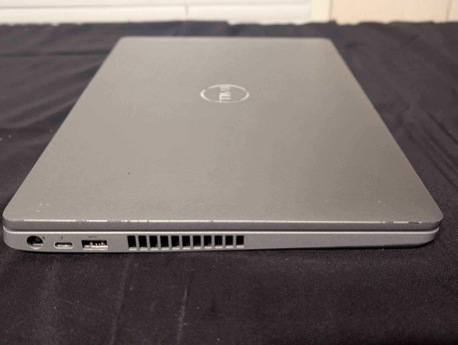 Dell Laptop – Latitude 5510 – i7-10610U 16GB 240GB NVMe SSD 15.3″ W11P