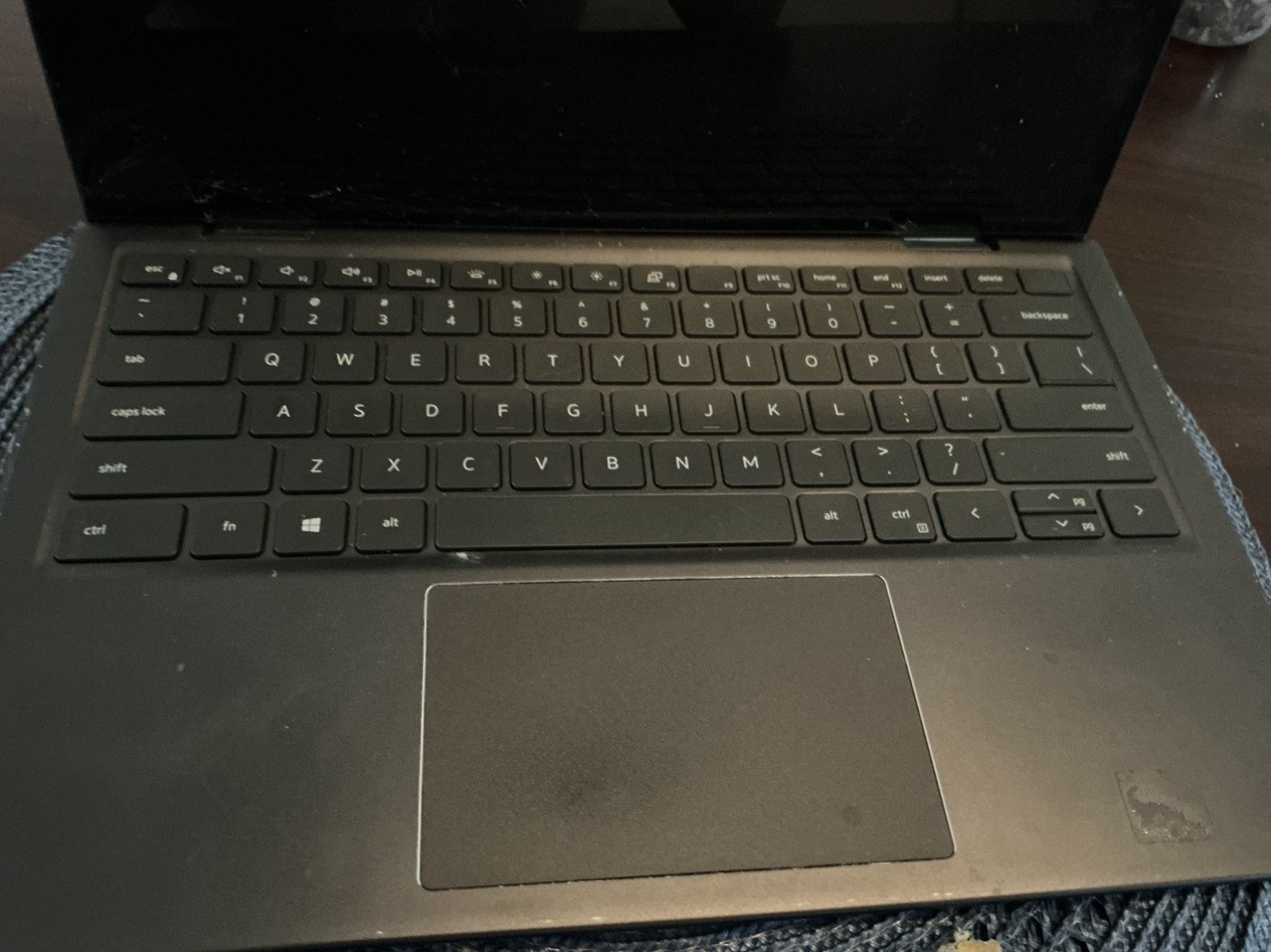 Dell Inspiron 14 7400 7415 2-in-1 14 Laptop Core I5 FHD