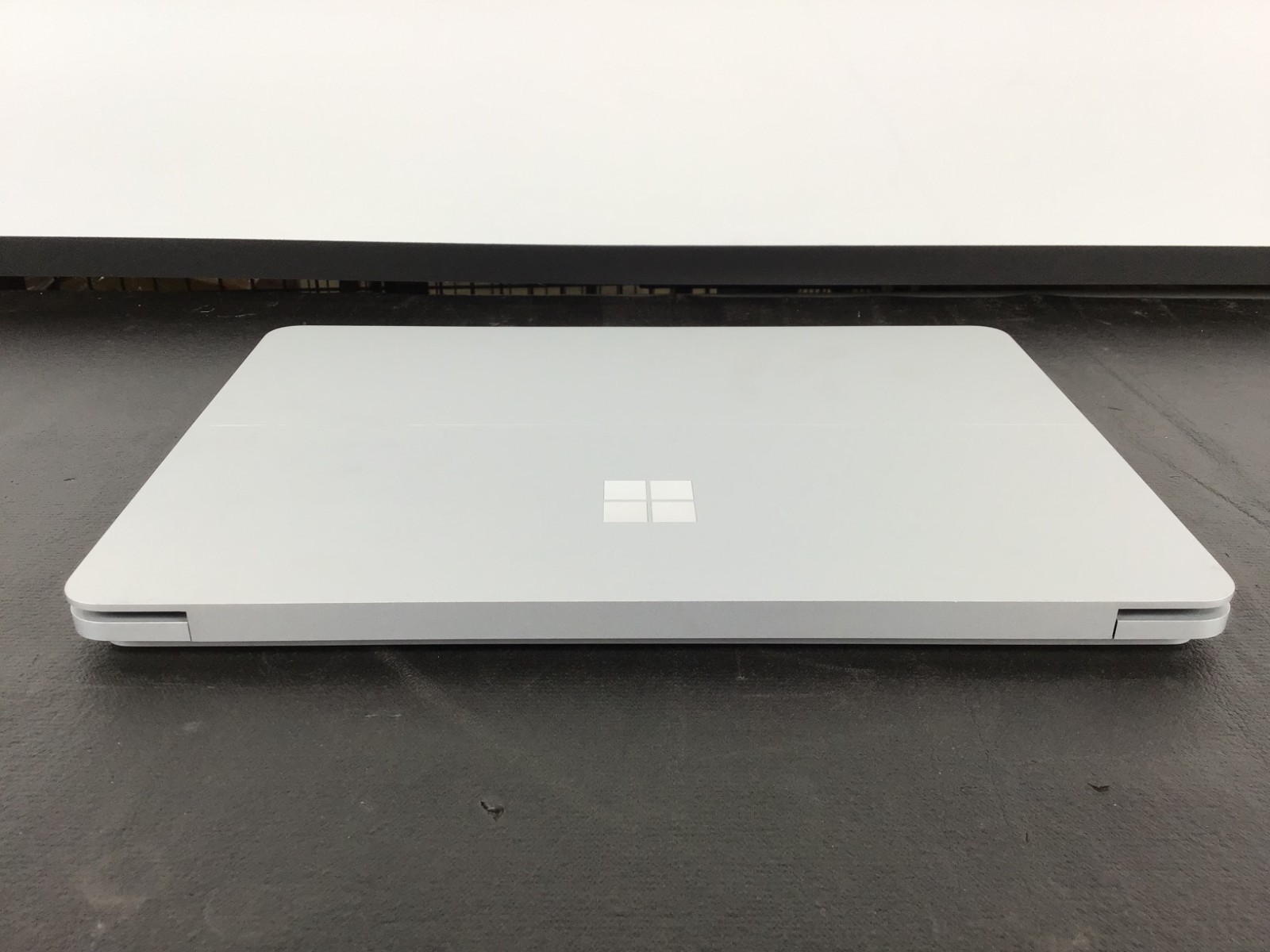 Microsoft Surface Studio 1964 14.4″ i7-11370H CPU 32GB RAM 1TB NVMe RTX 3050 ~