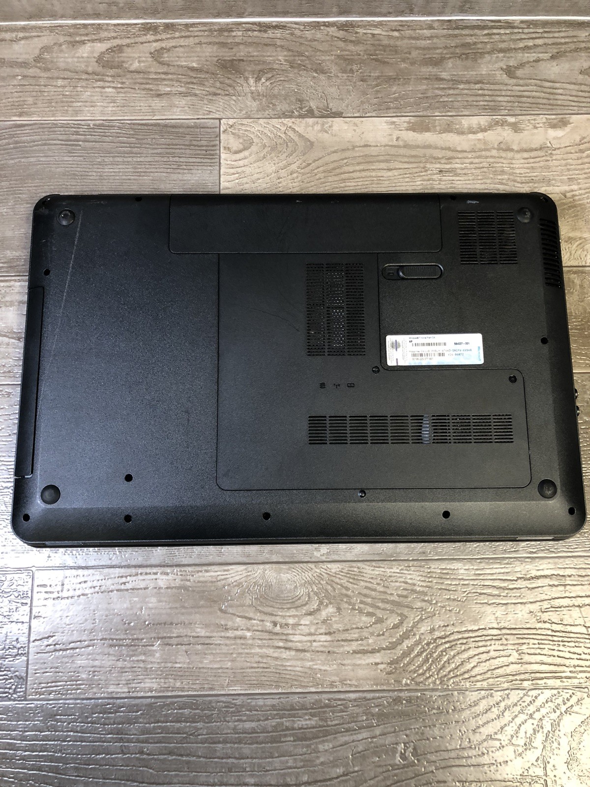 HP Pavilion G7 17.3″ Intel Core i3-M370 2.40GHz 4GB DDR3 (UNLOCKED)