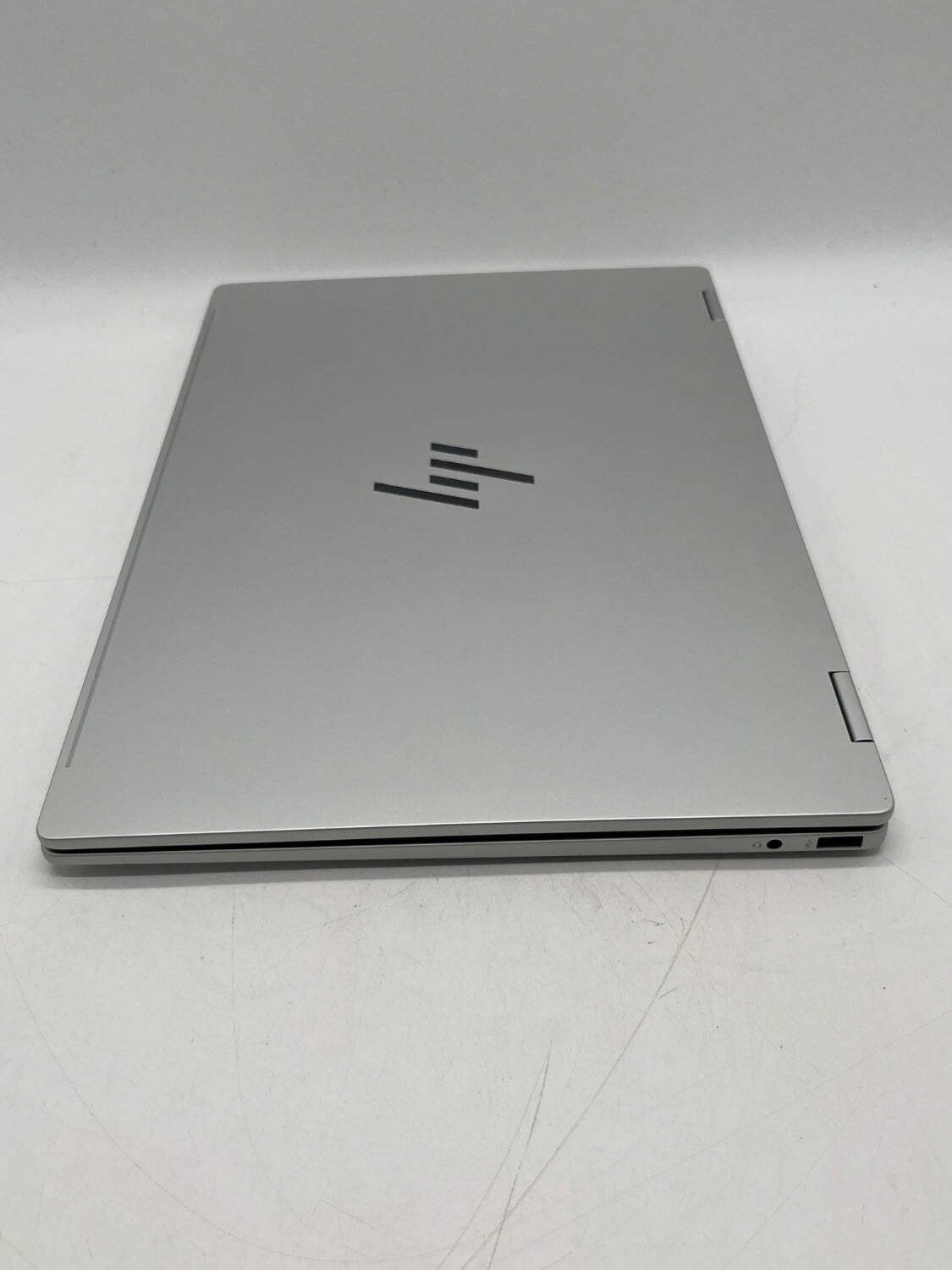 HP Omnibook 7 Flip 16-AU0265NR 16″ Core Ultra 5 226V 2.1GHz 16GB RAM 512GB SSD