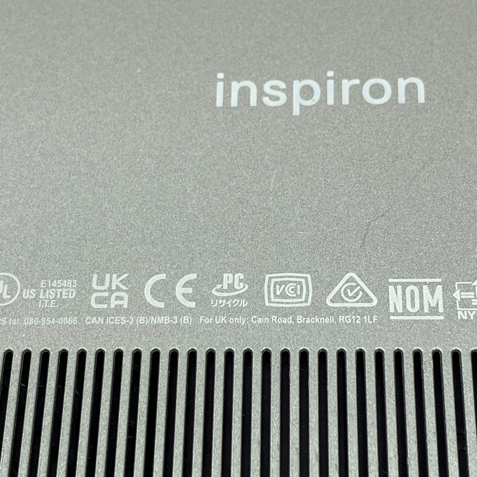 Dell Inspiron 7425 14″ Ryzen 5 5625U 2.3GHz 8GB RAM 512GB SSD