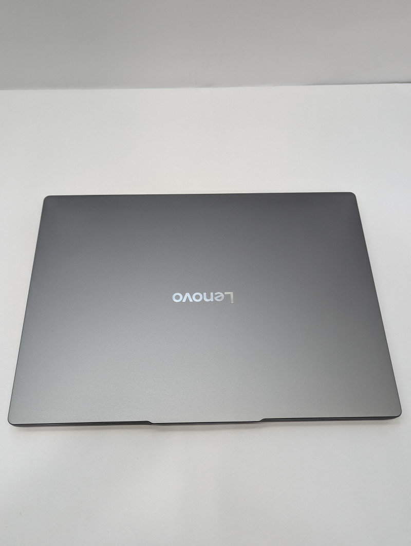 Lenovo IdeaPad Slim 3x Snapdragon X 16GB RAM 1TB SSD 15.6″ Touch WUXGA 1920×1200