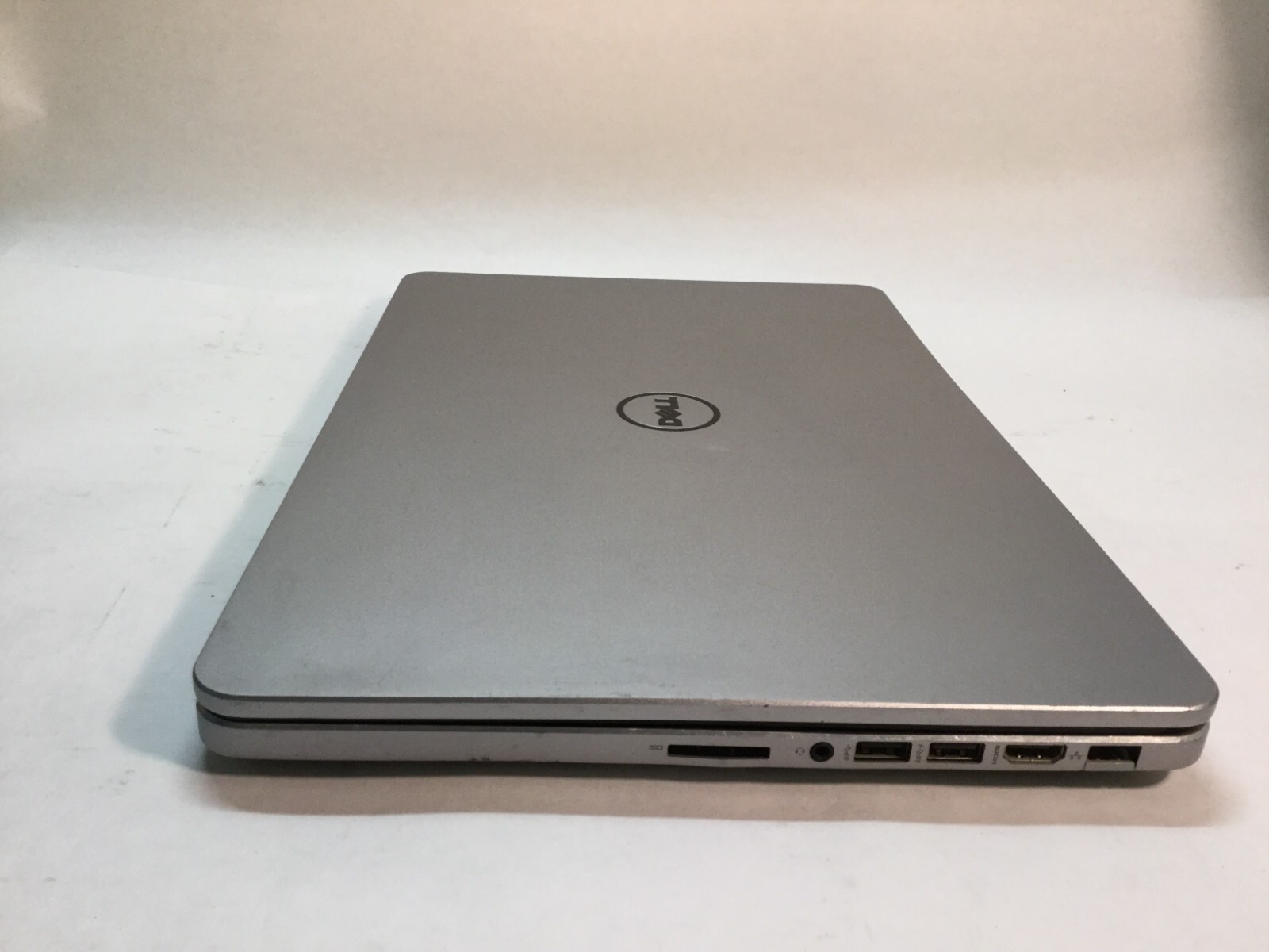 Dell Inspiron 15 7000 Laptop Intel Core i7 7th Gen.- CRACKED DISPLAY/NO BOOT-MZ