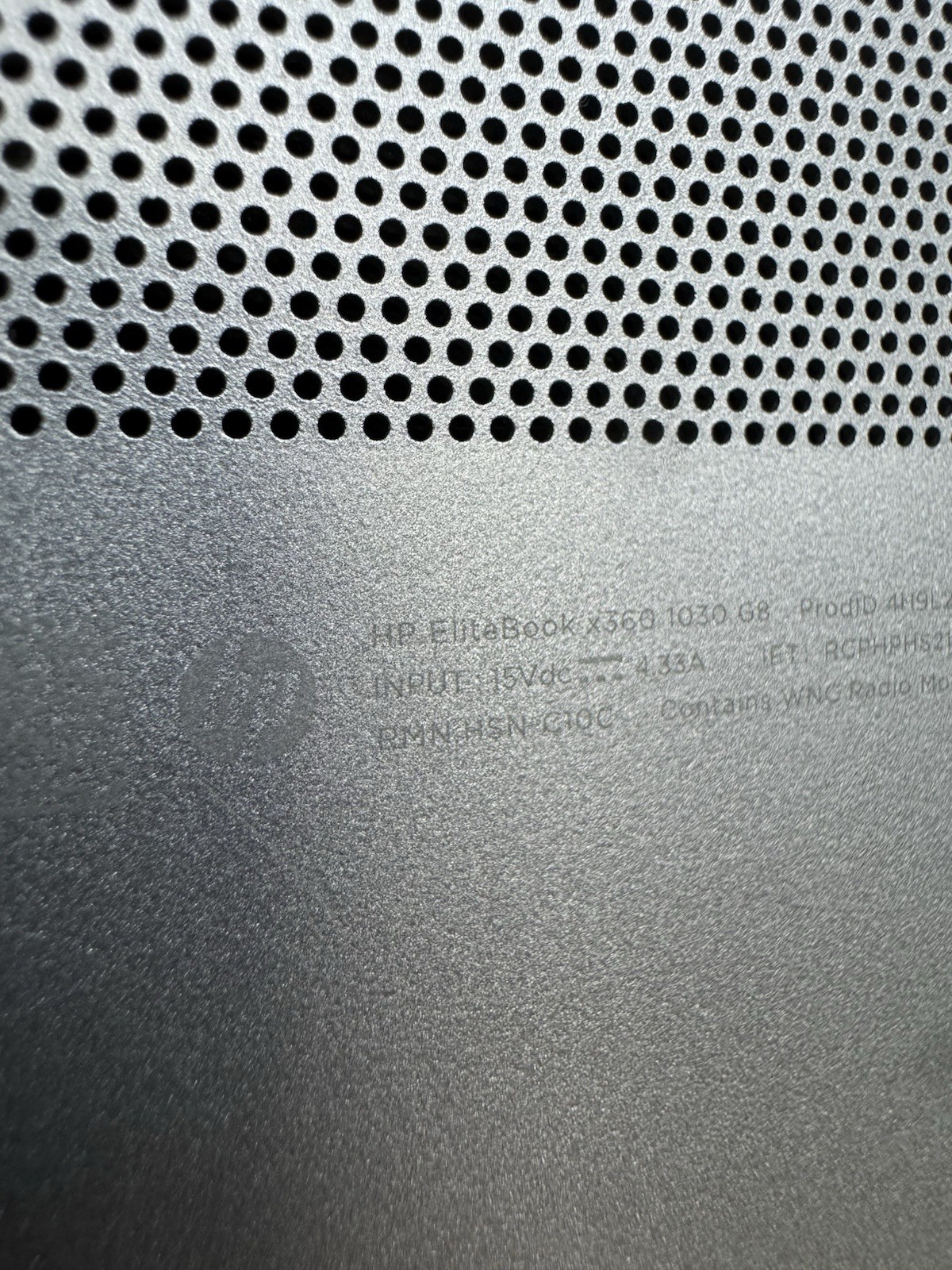 HP EliteBook X360 1030 G8 2-in-1 Core i7-1165G7 2.80GHz BAD FOR PARTS REPAIR