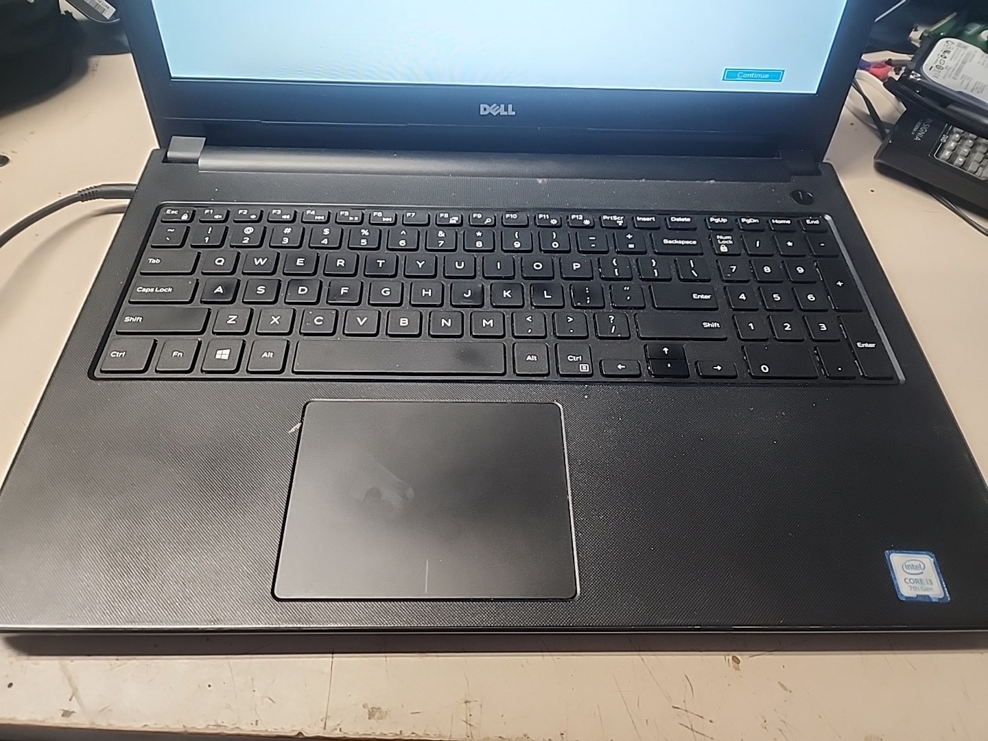 Dell Inspiron 5566 Touch i3-7100U NO HDD NO BATTERY NO PSU FOR PARTS