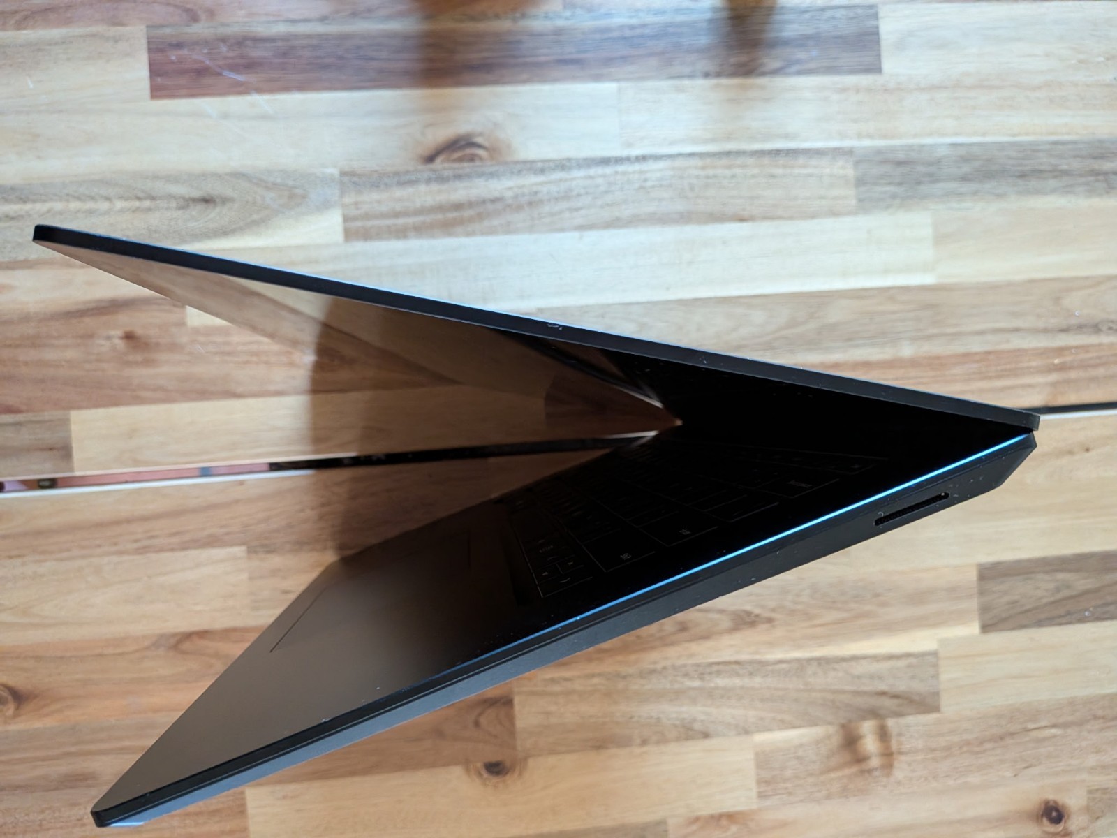 Microsoft Surface Laptop 5 15″ (256GB SSD, Intel Core i7 12th Gen., 2.70 GHz