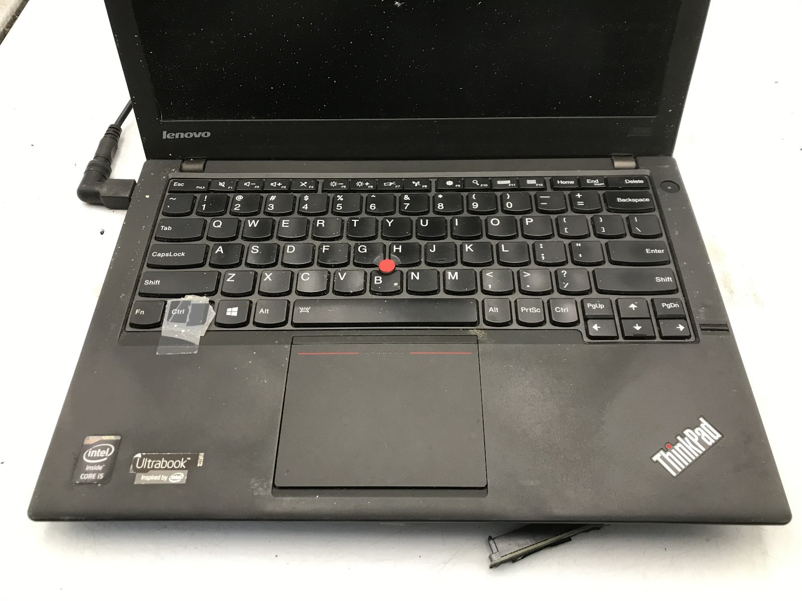 LENOVO THINKPAD X240 – FOR PARTS/FAN ERROR – INTEL I5 4300U – NO RAM – READ – BB