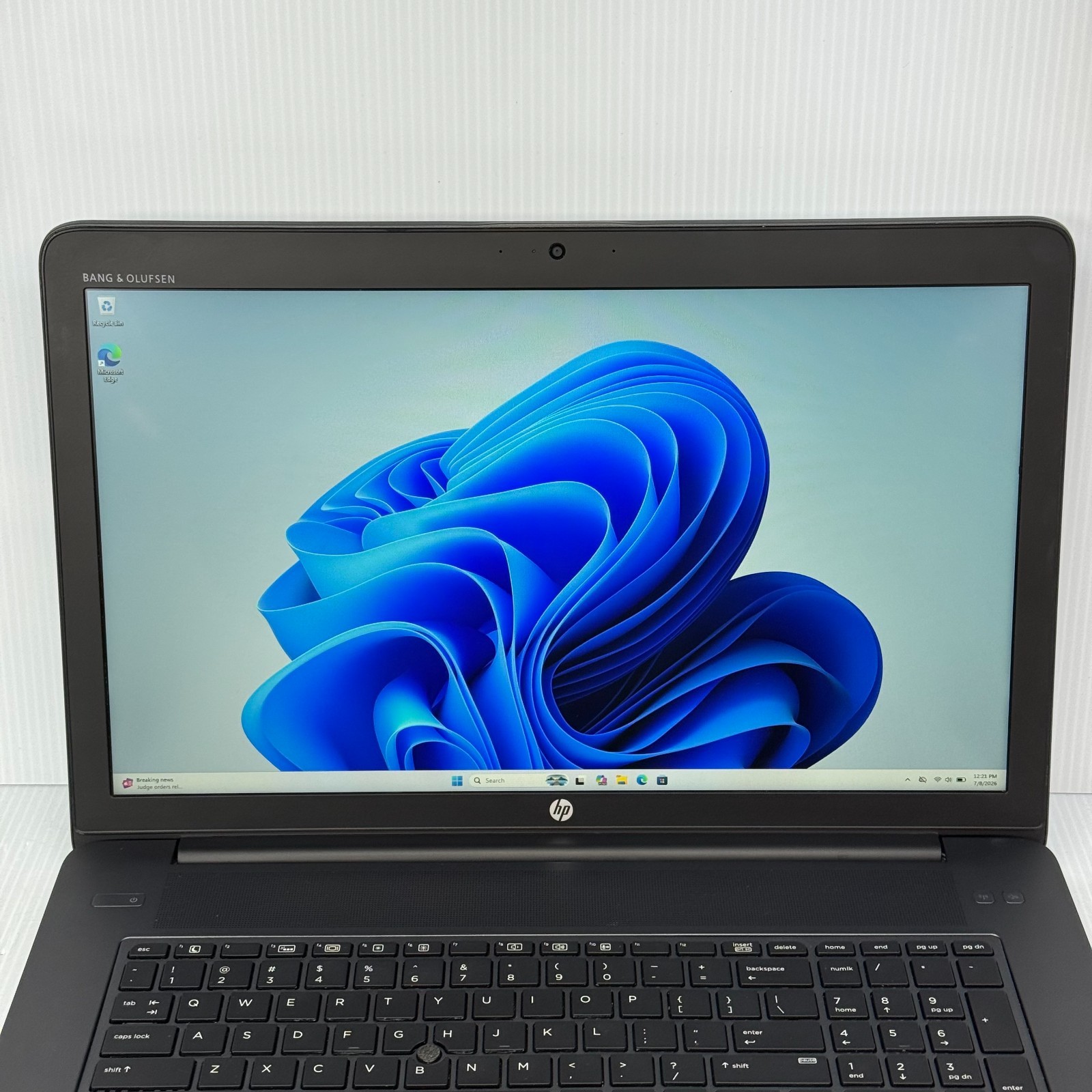 HP ZBook 17 G3 i7-6820HQ 17.3″ Windows 11 Pro Laptop 512GB NVMe SSD 16GB RAM