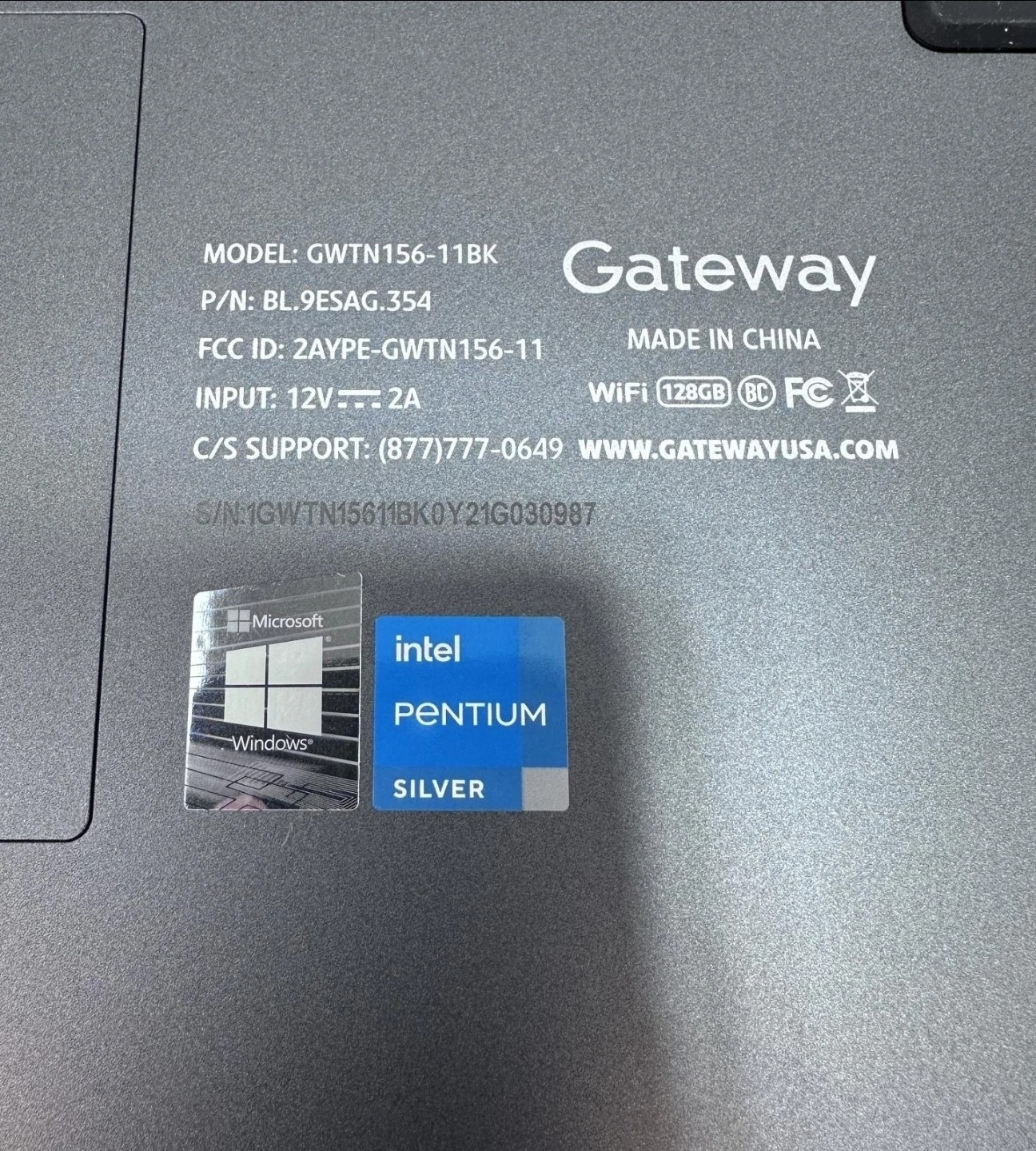 Gateway 15.6 V-nand 250GB SSD Intel Pentium Silver 1.10GHz, 4GB Laptop – Silver