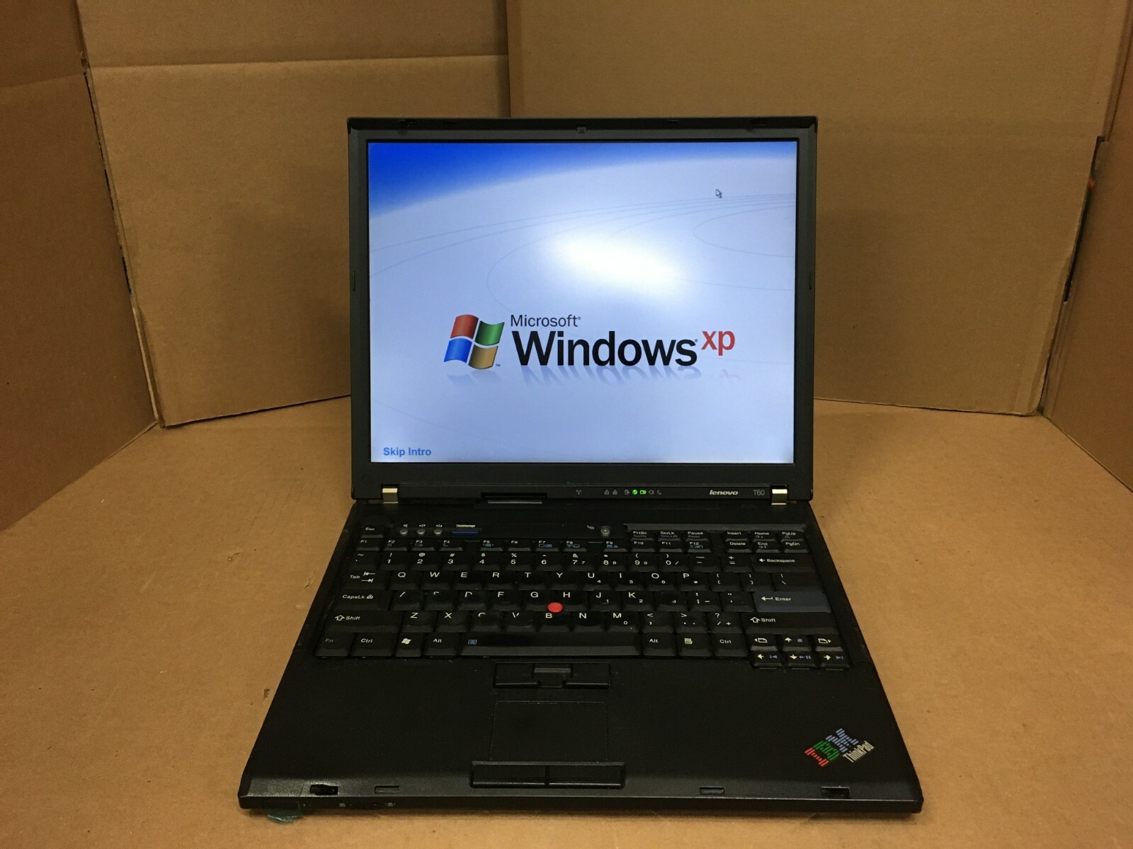 IBM ThinkPad T60 14.1″ Intel T2400 1.83GHz 1.5GB RAM 60GB HDD WINDOWS XP