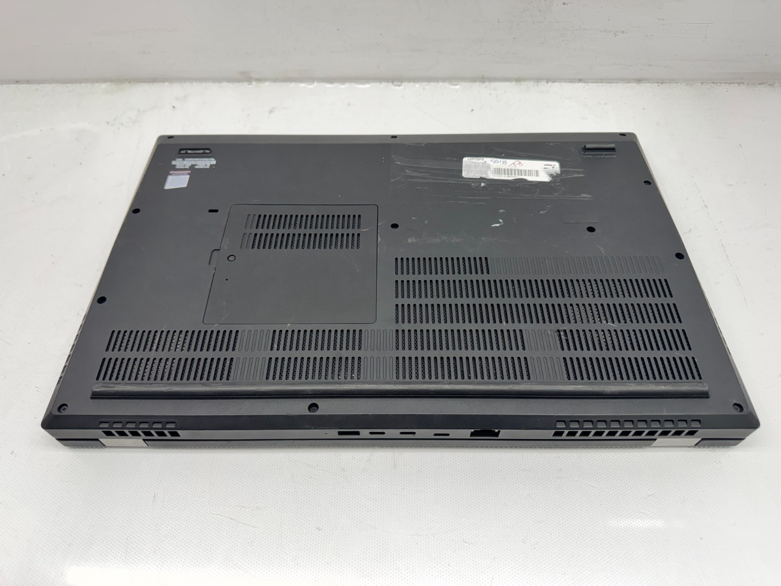 ThinkPad P17 Gen1 17.3″ i7-10850H@2.7GHz 16GB RAM NVIDIA T1000 BIOS LOCKED*Read*