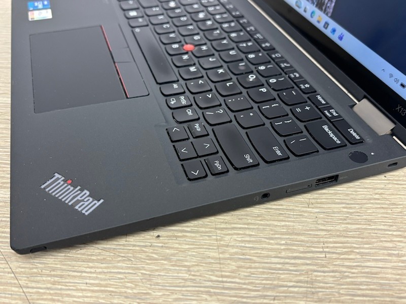 Lenovo ThinkPad X13 Yoga Gen 2 13″ Touch Screen i5-1145G7 16GB 256GB SSD ~ W11P
