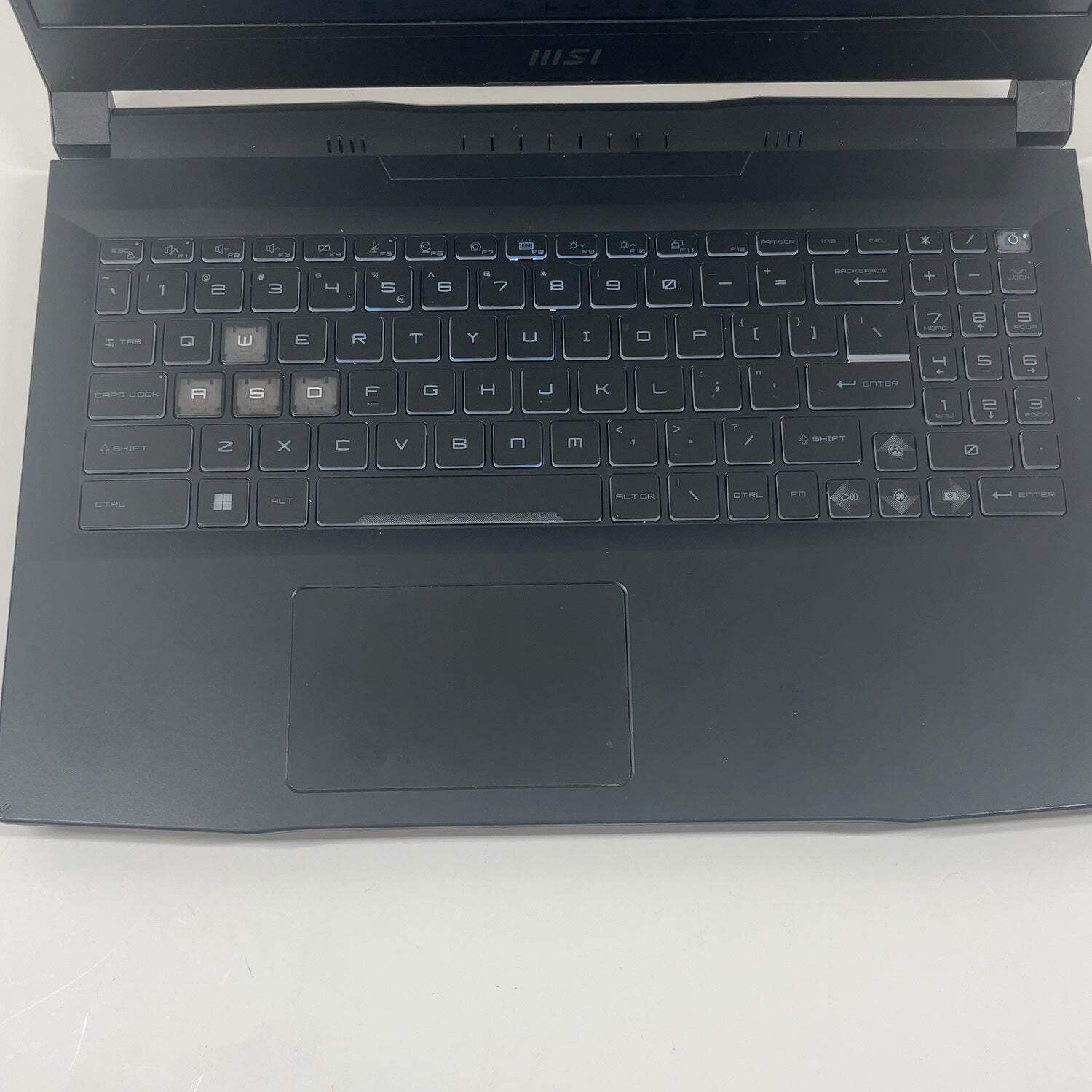 MSI Thin 15 GF63 15.6″ Ryzen 5 753HS 3.3GHz 16GB RAM 512GB GeForce RTX 4050