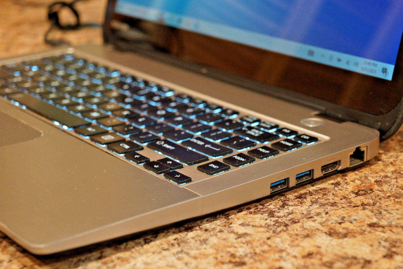 Activated 22H2 WIN 10 Home Toshiba E45t-A4300 Gen4 i5@1.60GHz,6GB RAM, 700GB HDD