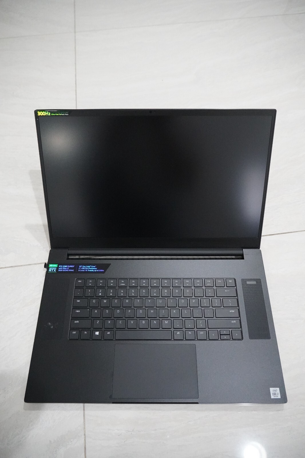 Razer Blade Pro 17 i7-10875H RTX 2080 Super Max-Q 16GB 512GB SSD RGB SD READ