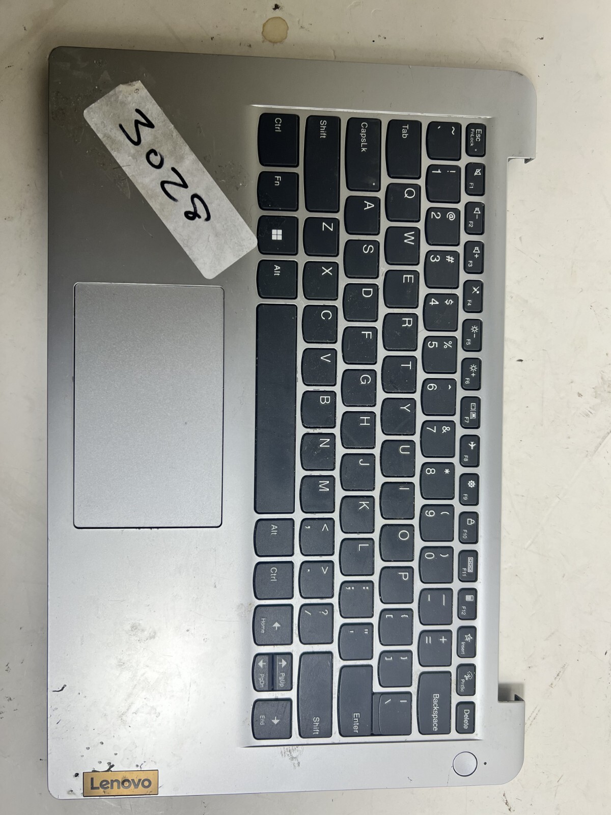 Lenovo Ideapad 1i 14.0″ HD Laptop INTEL PENTIUM SILVER N5030 As-Is for PartsREAD