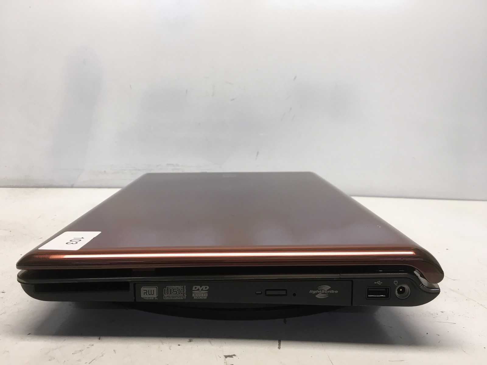HP Pavilion DV6985SE Intel Core 2 Duo T5750 2000MHz 4 GB NO HDD No Batt