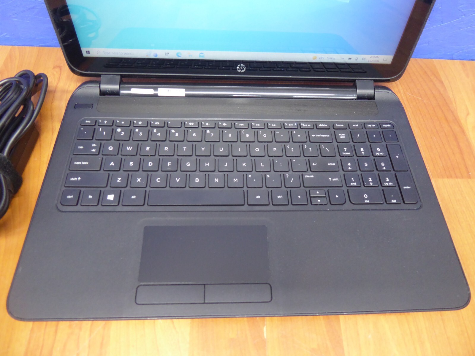 HP LAPTOP 15-F085WM AMD A4-5000 1.5GHz 8GB 240GB SSD WINDOWS 10 HOME