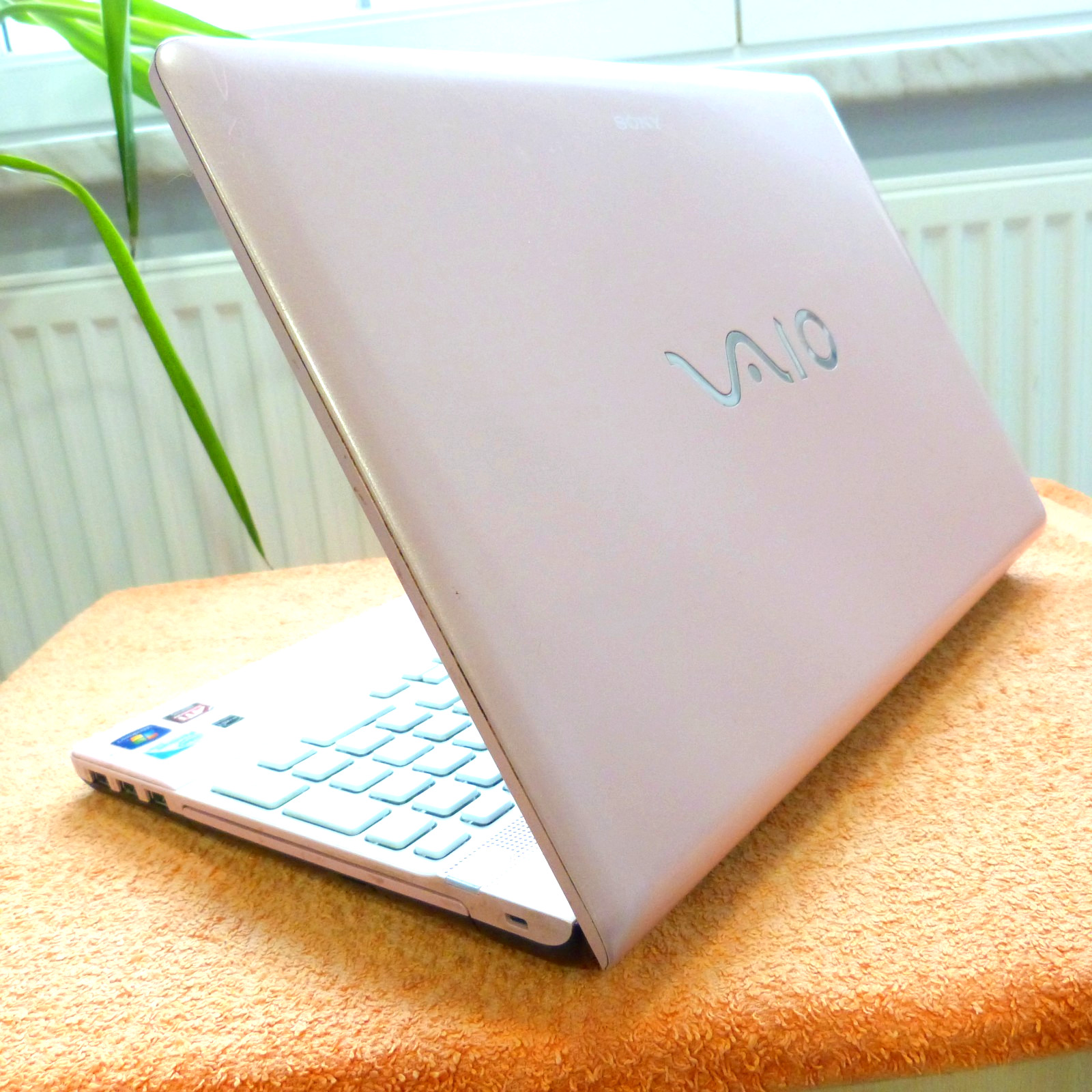 XL LOT ROSE PINK Sony Vaio EB PREMIUM 15″ Allrounder l 480GB SSD Windows 10