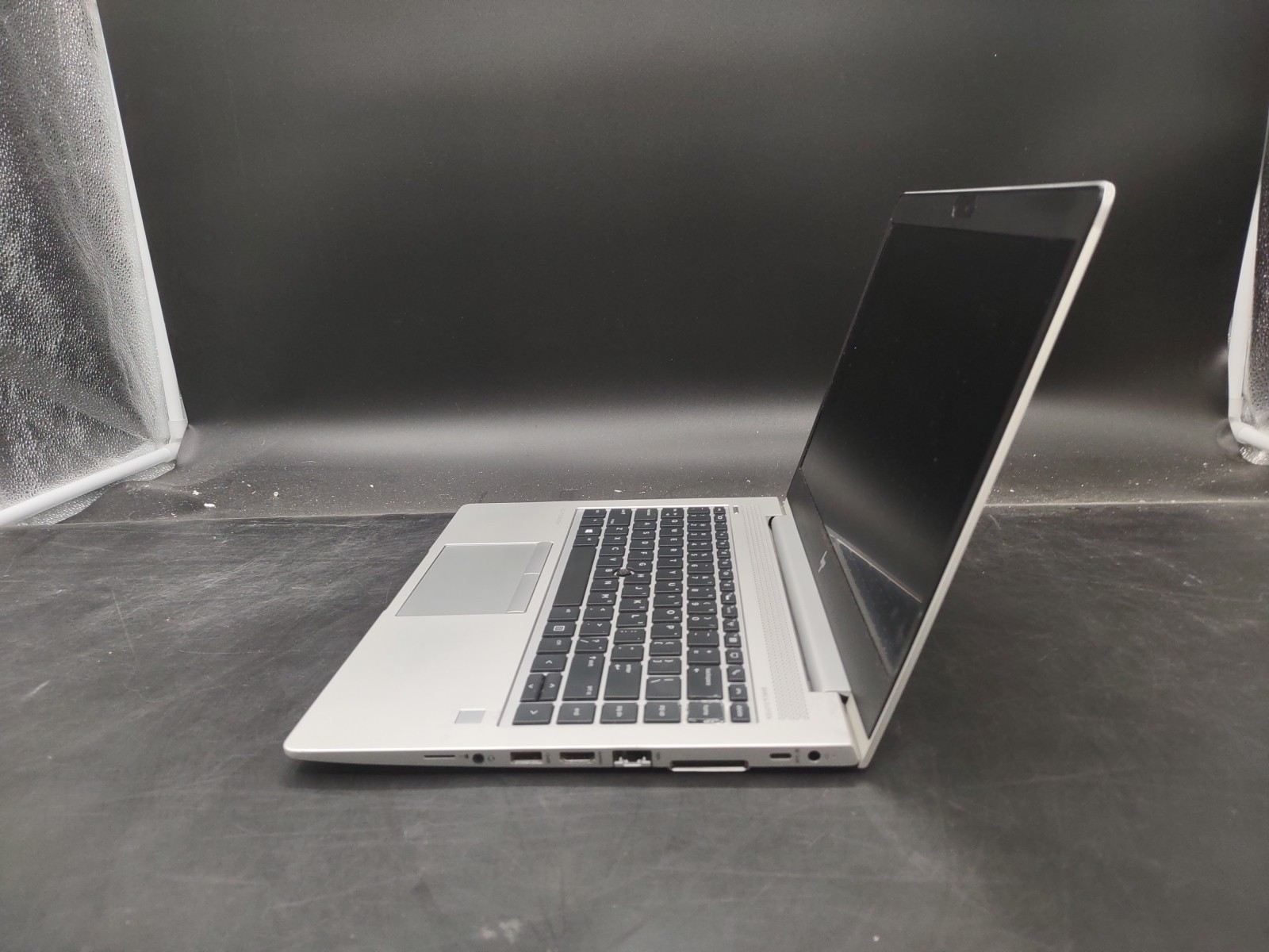 HP Elitebook 745 G6 AMD Ryzen 5 Pro 3500U 8GB RAM 256GB NVME NO OS