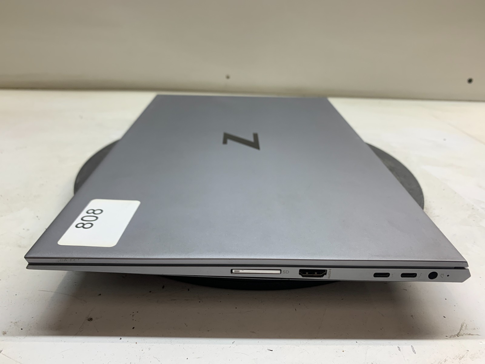 HP Zbook Studio G8 Intel Core i7-11800H 2.3GHz 16GB Ram 512GB SSD Nvidia T1200