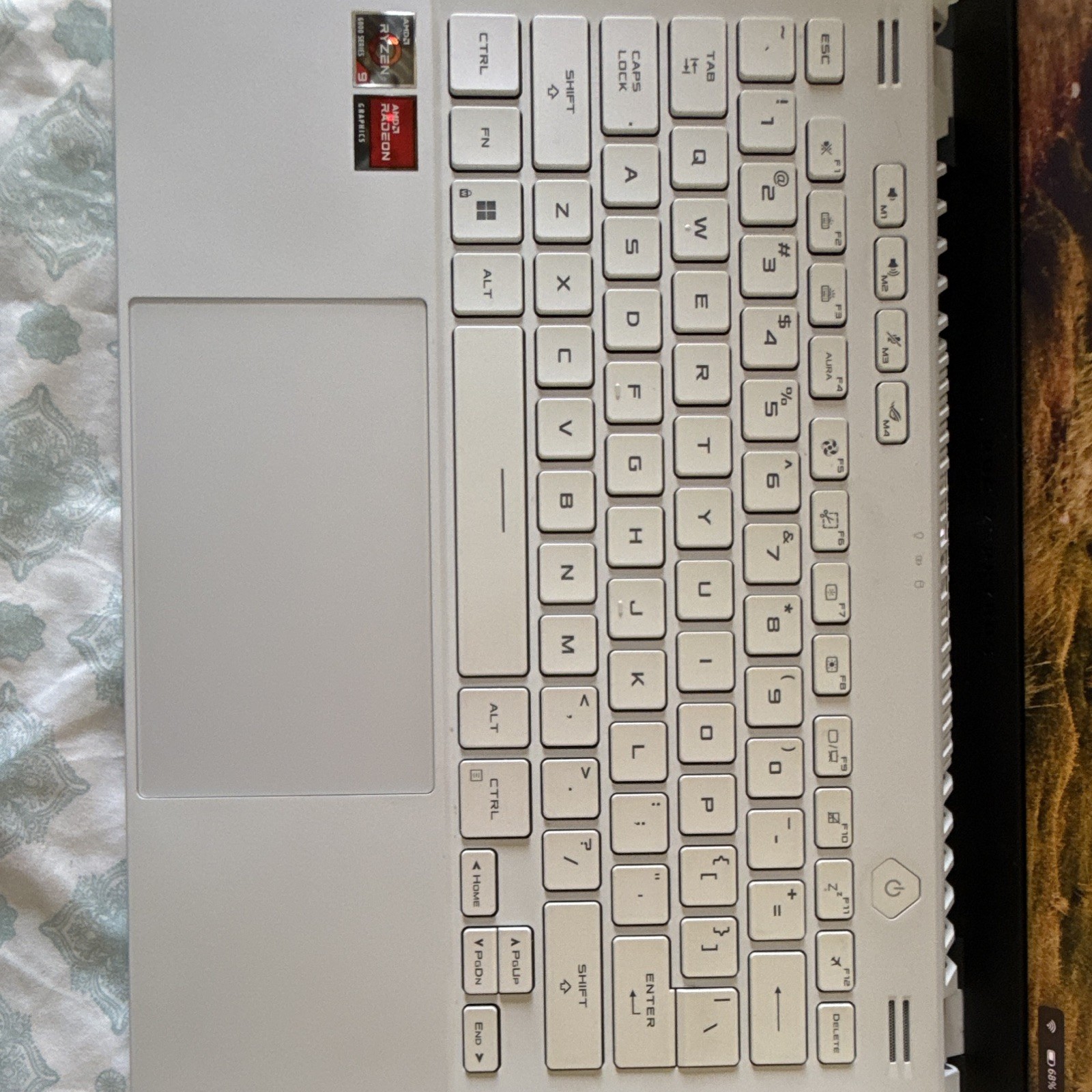 ASUS ROG Zephyrus G14 14″ White Ryzen 9 16GB 1TB SSD RX 6700S W11
