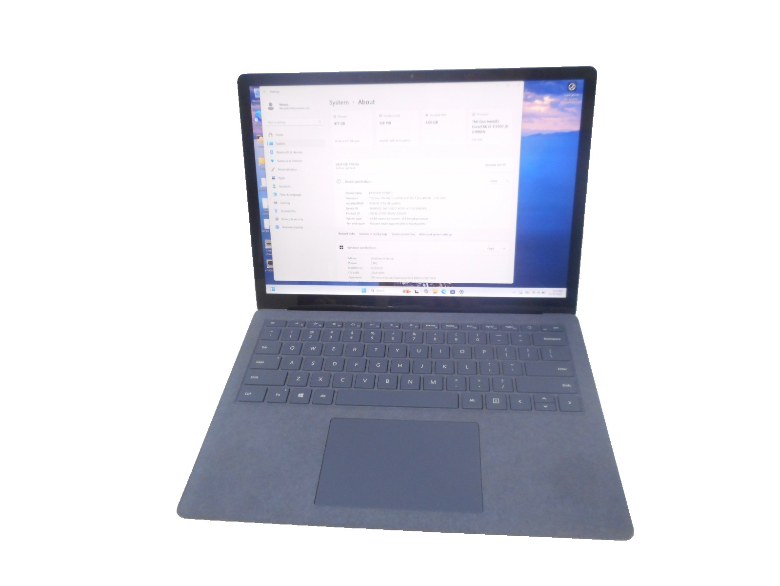 Microsoft Surface Laptop 4 1950 13.5″ | 2.40GHz i5-1135G7 | 8GB | 512GB SSD