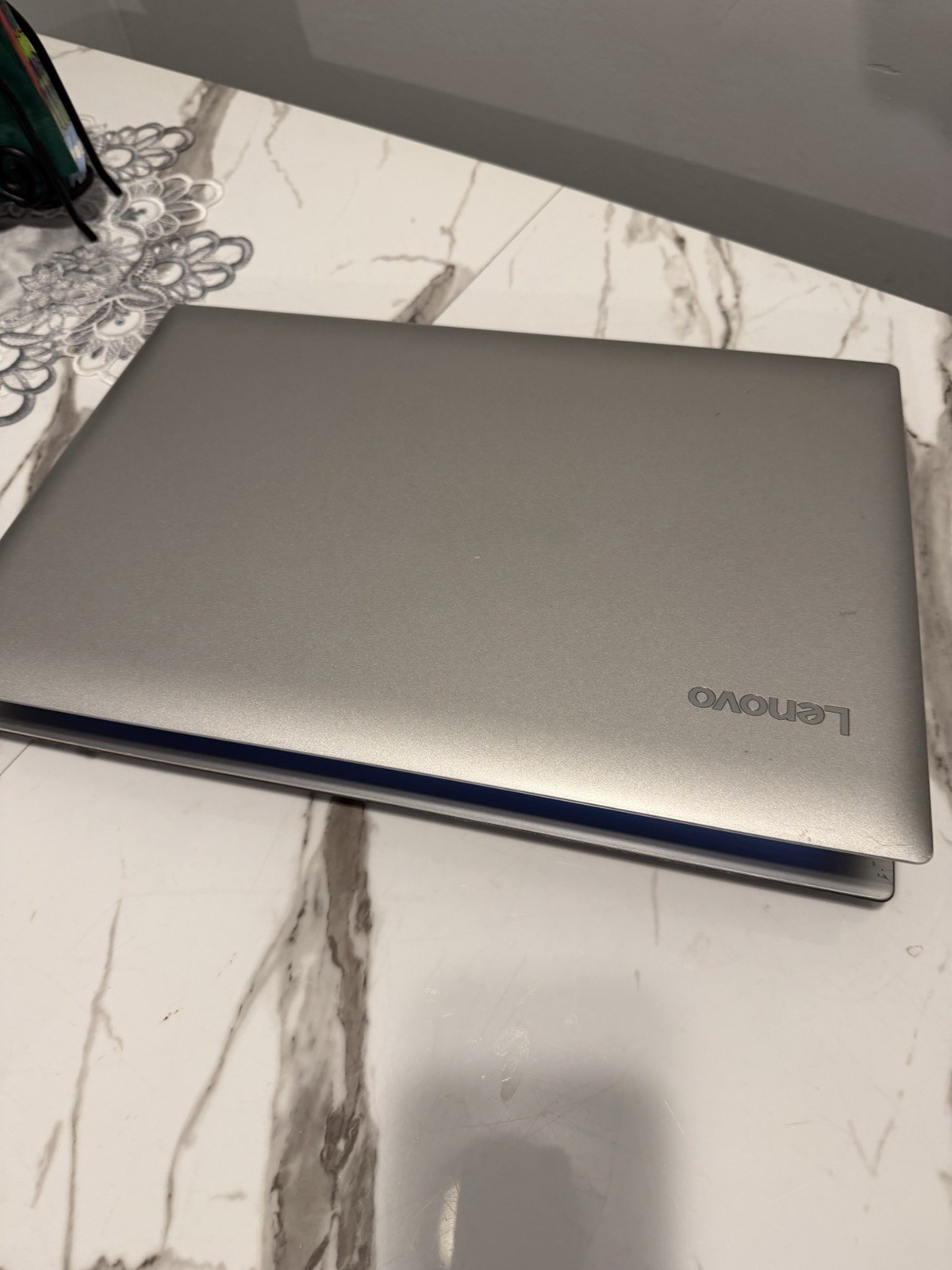 Lenovo IdeaPad 330 15.6″ AMD A9 8GB RAM 1TB HDD +128GB SSD Silver