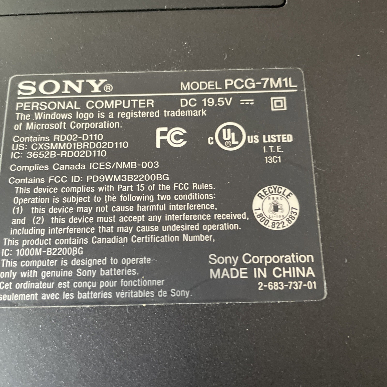 VINTAGE Sony Pcg 7M1L LAPTOP PRISTINE CONDITION, RESET TO OOB CONDITION