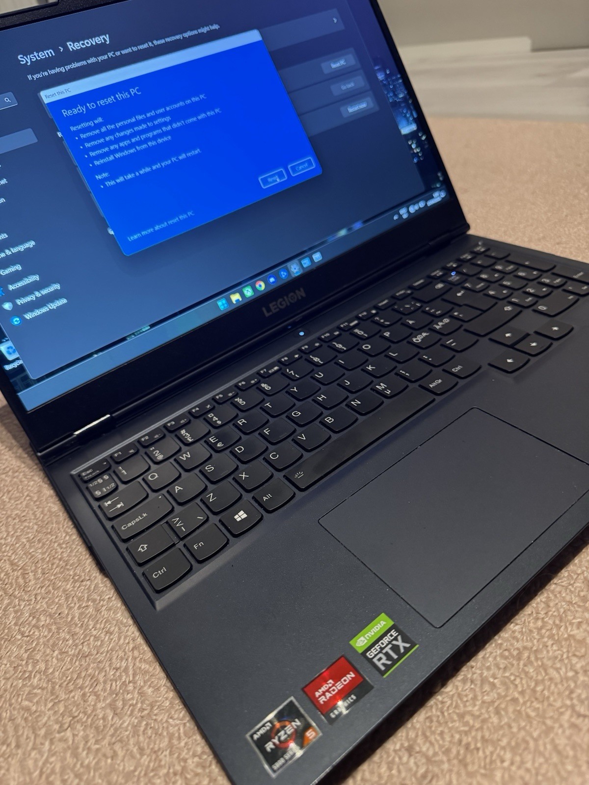Lenovo Legion 5 15ACH6H Laptop RTX 3060 AMD Ryzen 5 5600h 16GB RAM 512GB SSD