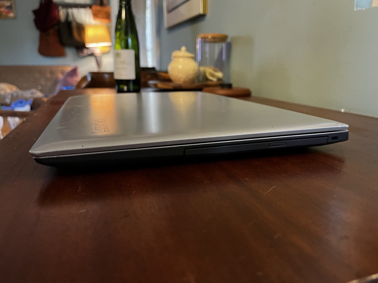 Lenovo IdeaPad 1 15ADA7 15.6″ (128GB eMMC, AMD Athlon Silver 3050U, 3.20 GHz,…