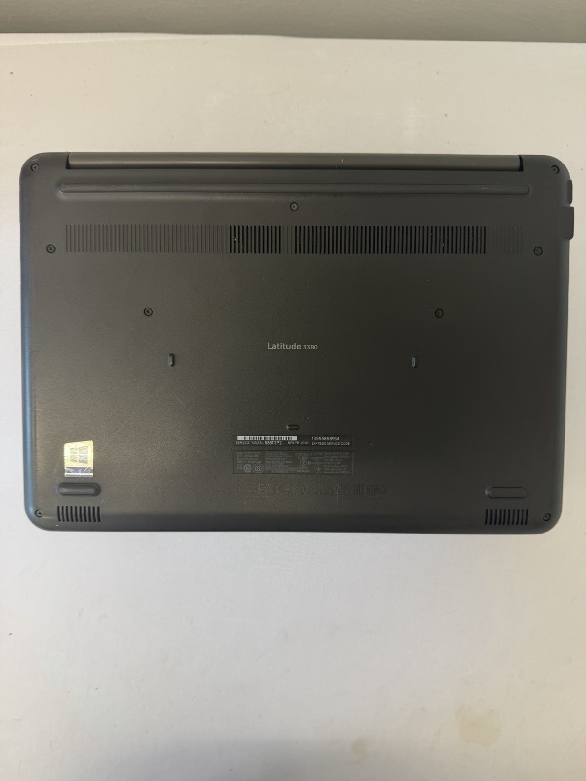 Dell Latitude 3380 Laptop – Good Screen – Intel i3-6006U – RAM 4GB – Read Des