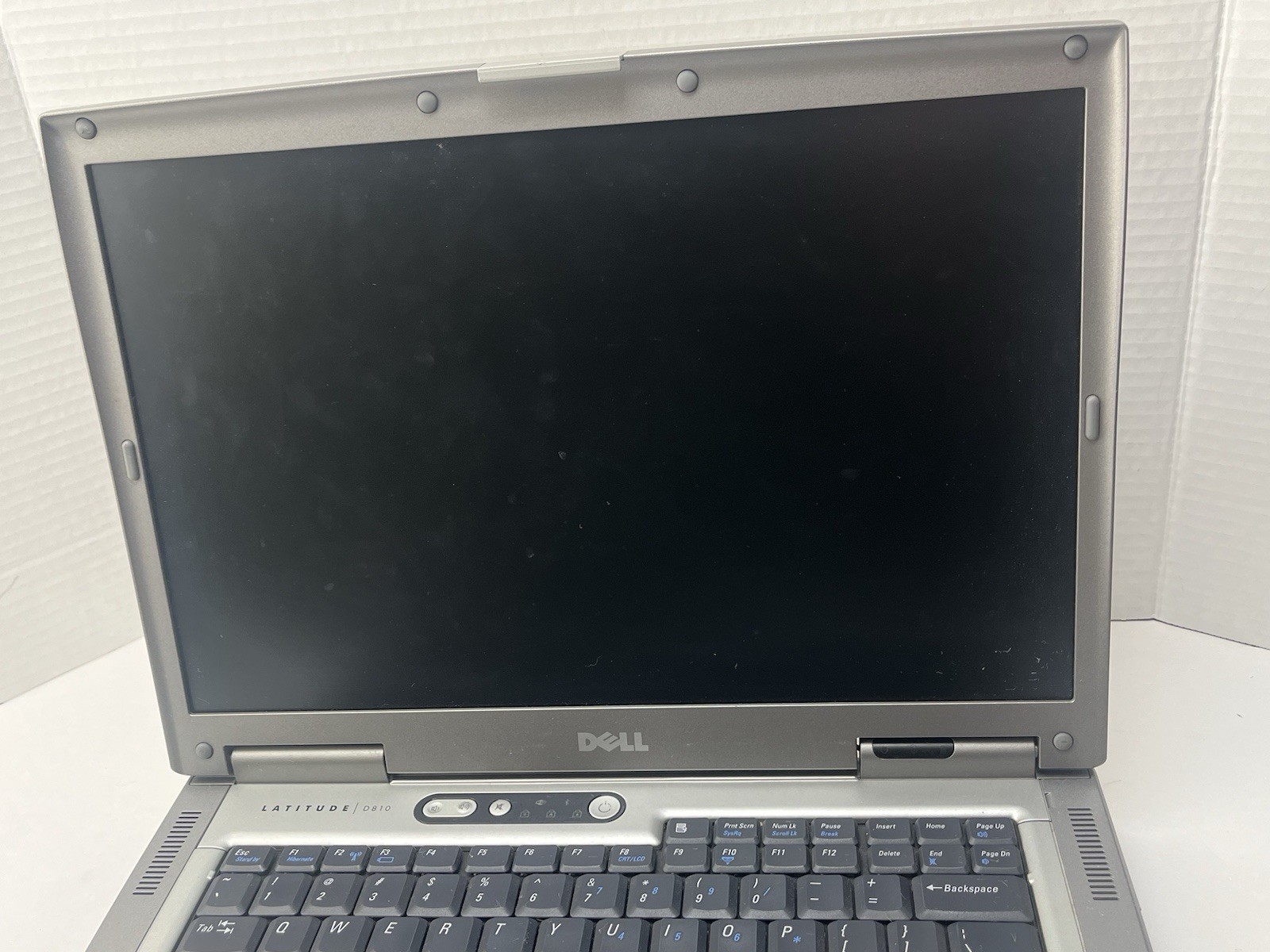 💻Dell Latitude D810 FOR PARTS AS IS Computer Parts Only No Charger 1 Day Ship👍
