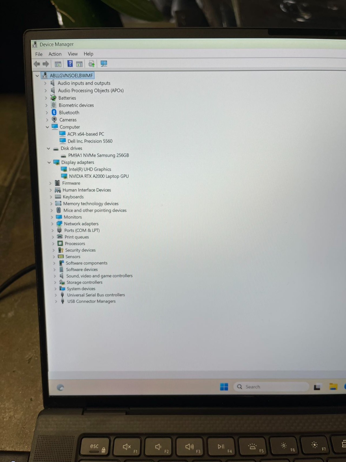 Dell Precision 5560 15.6″ Workstation W-11955M 2.6GH 16GB 256GB NVME RTX A2000 5