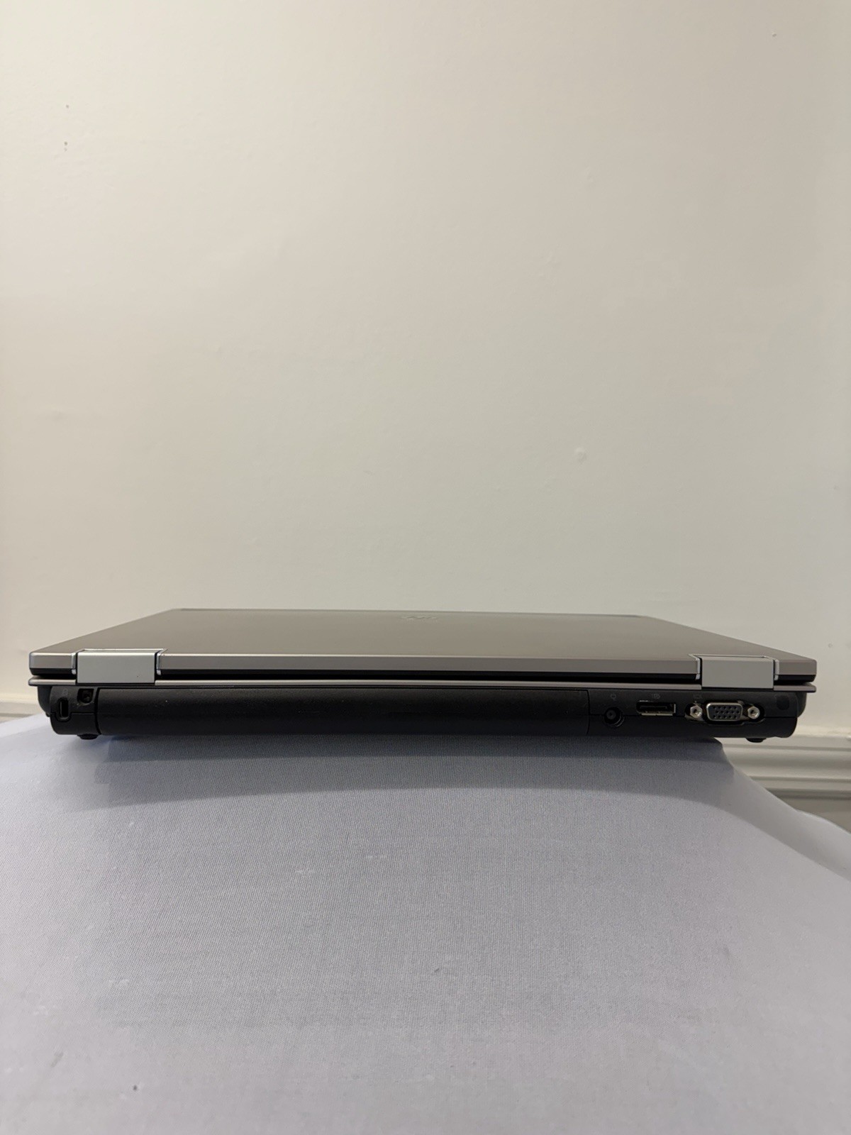 HP Elitebook 8440p Laptop – Good Screen – Intel i5-M520 – RAM 8 GB – Read Des