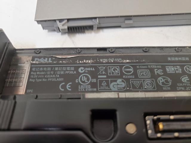Dell Latitude E6510 Intel Core i3 M 370 2.4GHz 8192MB Laptop No HDD Case Damage