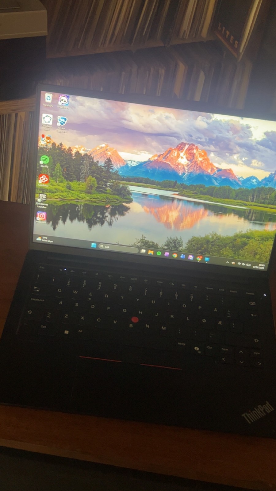 Lenovo Thinkpad E14 Gen 6 14″ AMD Ryzen 5 7535H 32 GB RAM 512gb storage